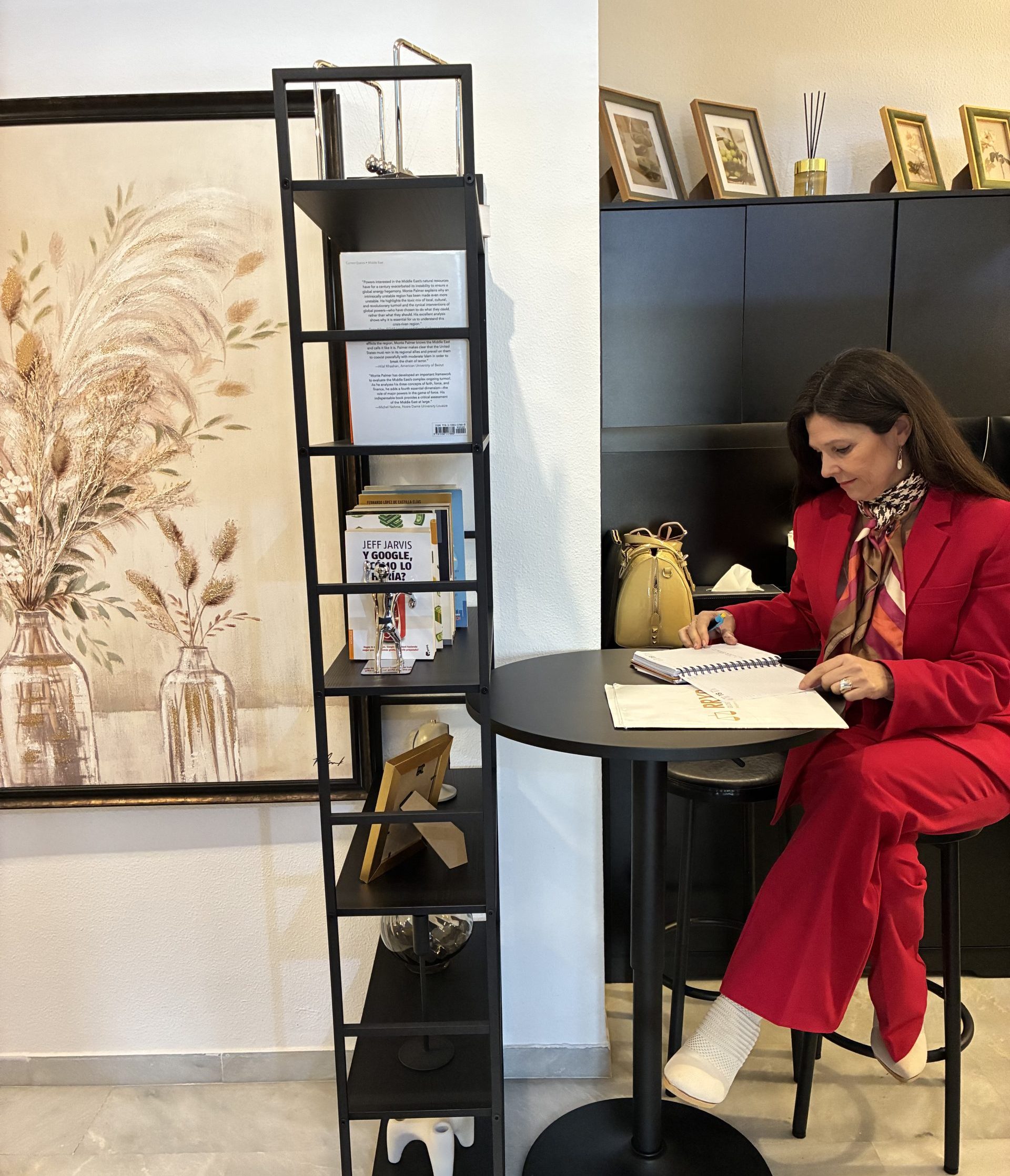Mar Ramírez en la oficina de Málaga